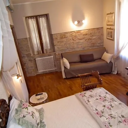 Brizi Assisi