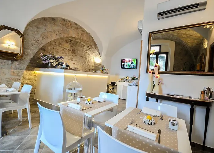 Brizi Bed & Breakfast 4*