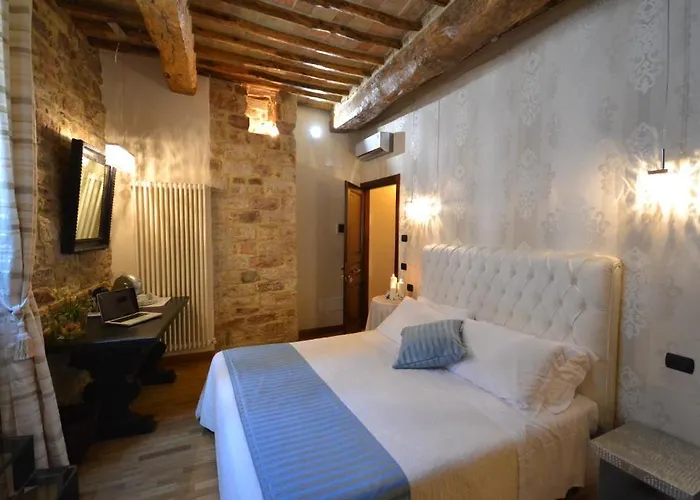 Brizi Bed & Breakfast 4*